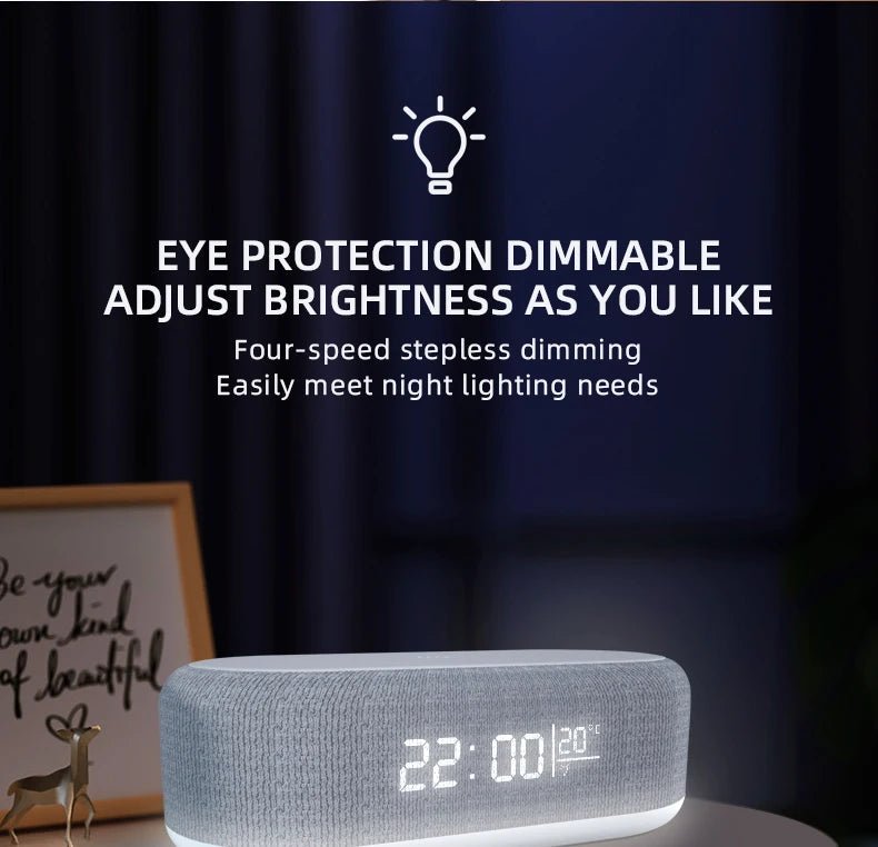 "15W Wireless Charger Alarm Clock with LED Display – Fast Charging Dock Station for iPhone & Samsung, Time, Thermometer & Earphone Stand" - RELUX.STORE