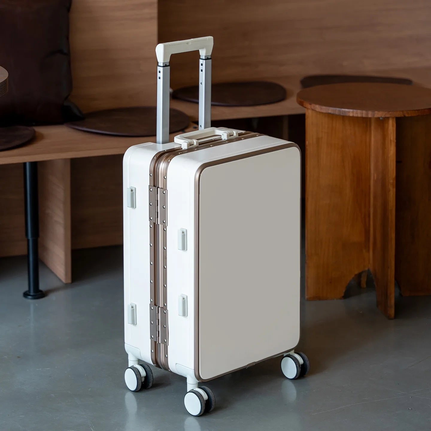 20"/24" Suitcase Fashoin Rolling Luggage Aluminum Frame Case with Wheel Alloy Trolley Bag ABS+PC Material Carry - On Cabin Travel - RELUX.STORE20"/24" Suitcase Fashoin Rolling Luggage Aluminum Frame Case with Wheel Alloy Trolley Bag ABS+PC Material Carry - On Cabin Travel