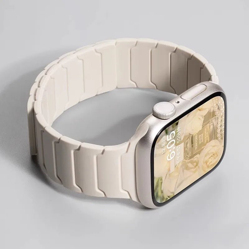 Magnetic Silicone Strap for Apple Watch Band Ultra 2 49mm 45mm 41mm Bracelet for Iwatch Series 9 8 7 6 SE 5 4 38 42mm 44mm 40mm - RELUX.STORE