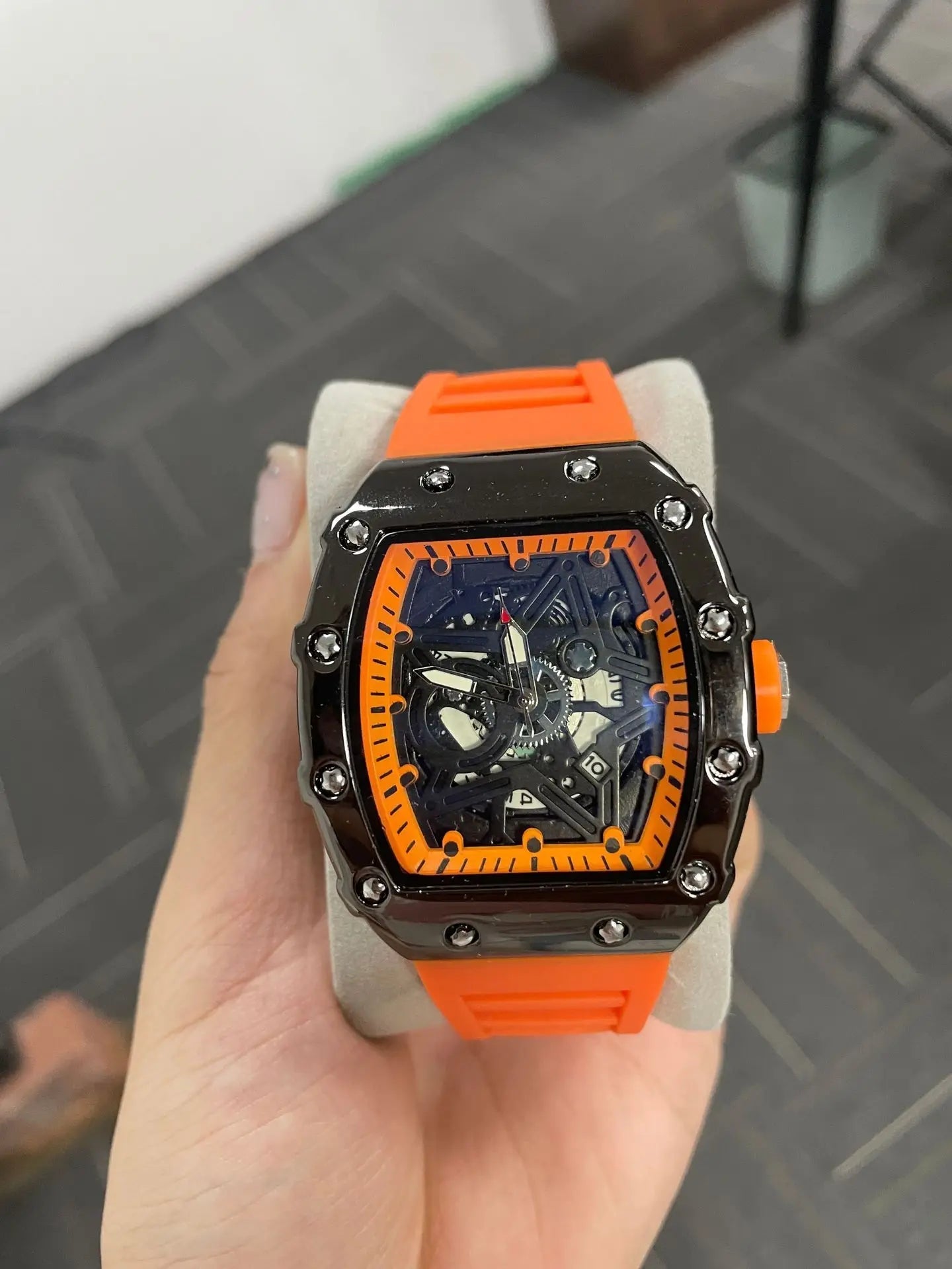 Men Watches Light Luxury Brand Domineering Beauty Trend Pentagram Luminous Wine Barrel Shaped Male Fashion Quartz Clock Watch - RELUX.STORE