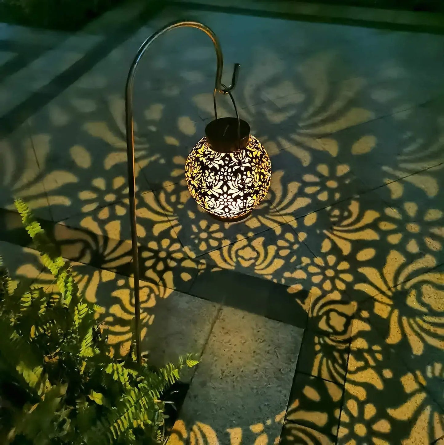 "Outdoor Garden Solar Light – Iron Art Hanging LED Lantern, Hollow Landscape Projection Light, Waterproof Garden & Patio Decoration" - RELUX.STORE