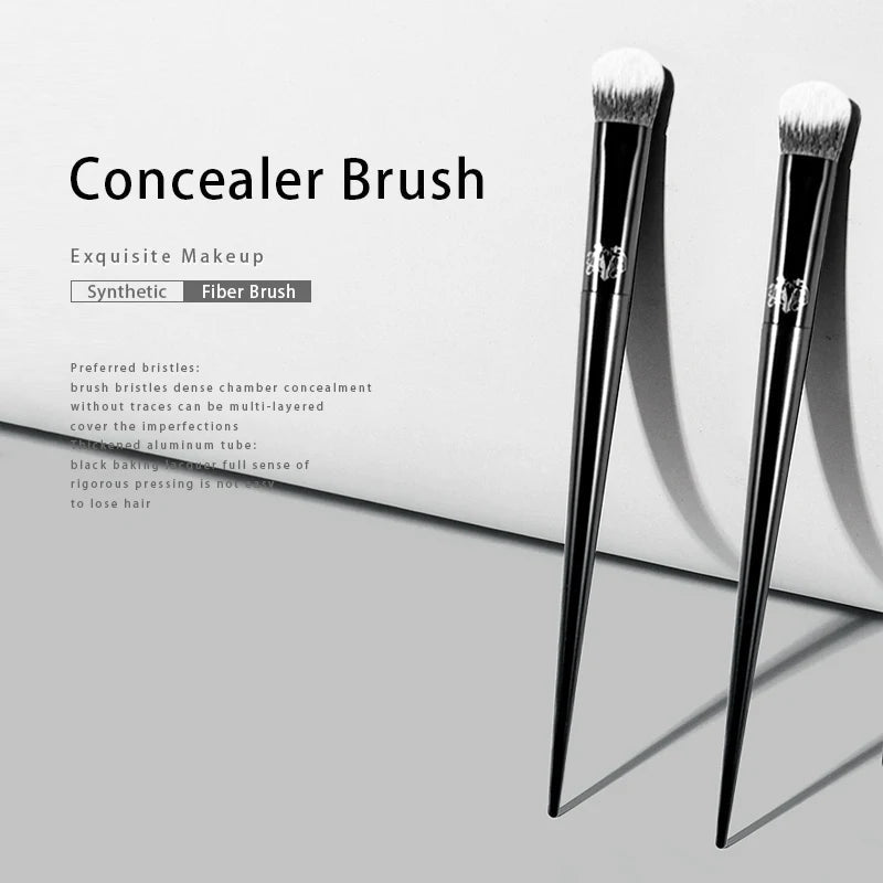Kat Von D- Makeup Brush 35 Concealer Brush Soft Fiber Hair Elegant Black Handle Brand Makeup Brushes for Woman RELUX.STORE
