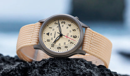 BERNY Titanium Watches for Men Classic Mens Field Pilot Watch Easy Read Outdoor Quartz Wristwatch Super Luminous Sapphire 5ATM