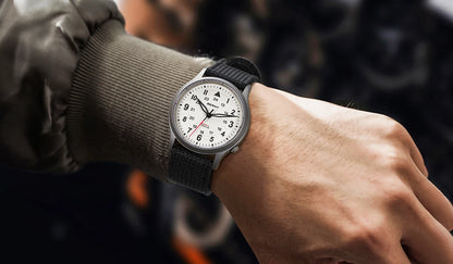BERNY Titanium Watches for Men Classic Mens Field Pilot Watch Easy Read Outdoor Quartz Wristwatch Super Luminous Sapphire 5ATM