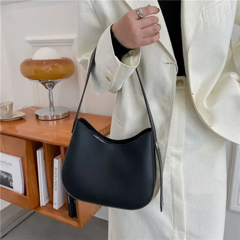 New Trendy and Fashionable Shoulder Underarm Bag PU Leather Solid Color Tote Handbag Luxury Brand Female Portable Shoulder Bag RELUX.STORE