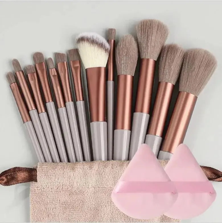 Makeup Brush Set Soft Fluffy Professiona Cosmetic Foundation Powder Eyeshadow Kabuki Blending Make Up Brush Beauty Tool Makeup RELUX.STORE