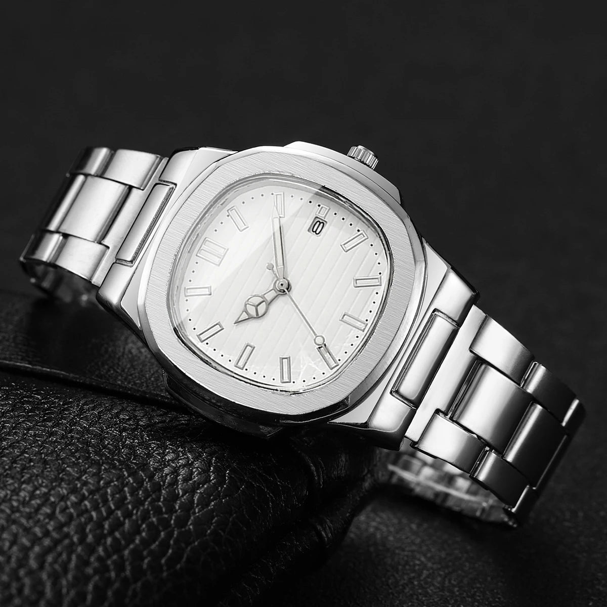 Men Fashion Wristwatches Business Square Dial Stainless Steel Strap Quartz Watch with Calendar For Mens Clock（Without Box）