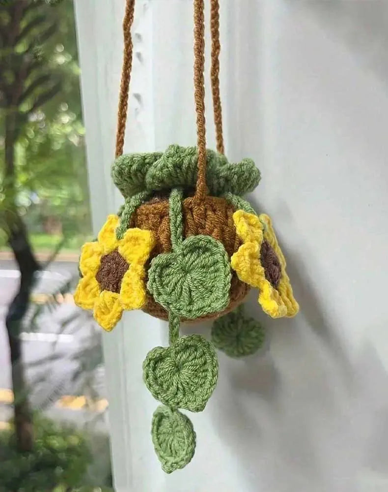 1pc Handmade Crocheted Green Radish Potted Plant Wool Ornament - Car Rearview Mirror Pendant / Car Hanging Decoration