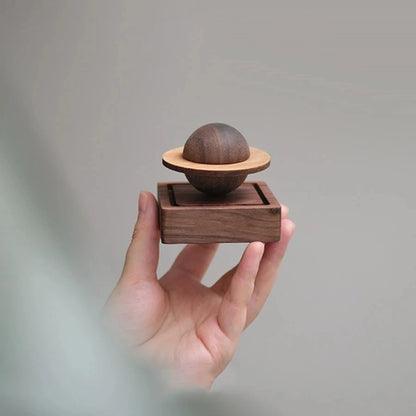 1pc Wooden Scent Diffuser - Jupiter Shape, No Essential Oil Needed, Home Decor & Fresh Air, Dorm Room Essential