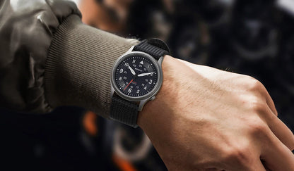 BERNY Titanium Watches for Men Classic Mens Field Pilot Watch Easy Read Outdoor Quartz Wristwatch Super Luminous Sapphire 5ATM
