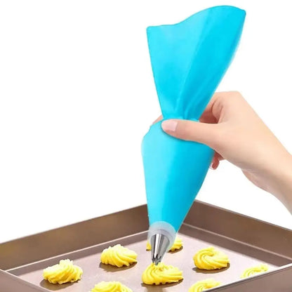 Multifunctional Cake Decorating Tools Silicone Pastry Bag Stainless Steel Cake Mouth Reusable Silicone Bag Tools Pastry Nozzle