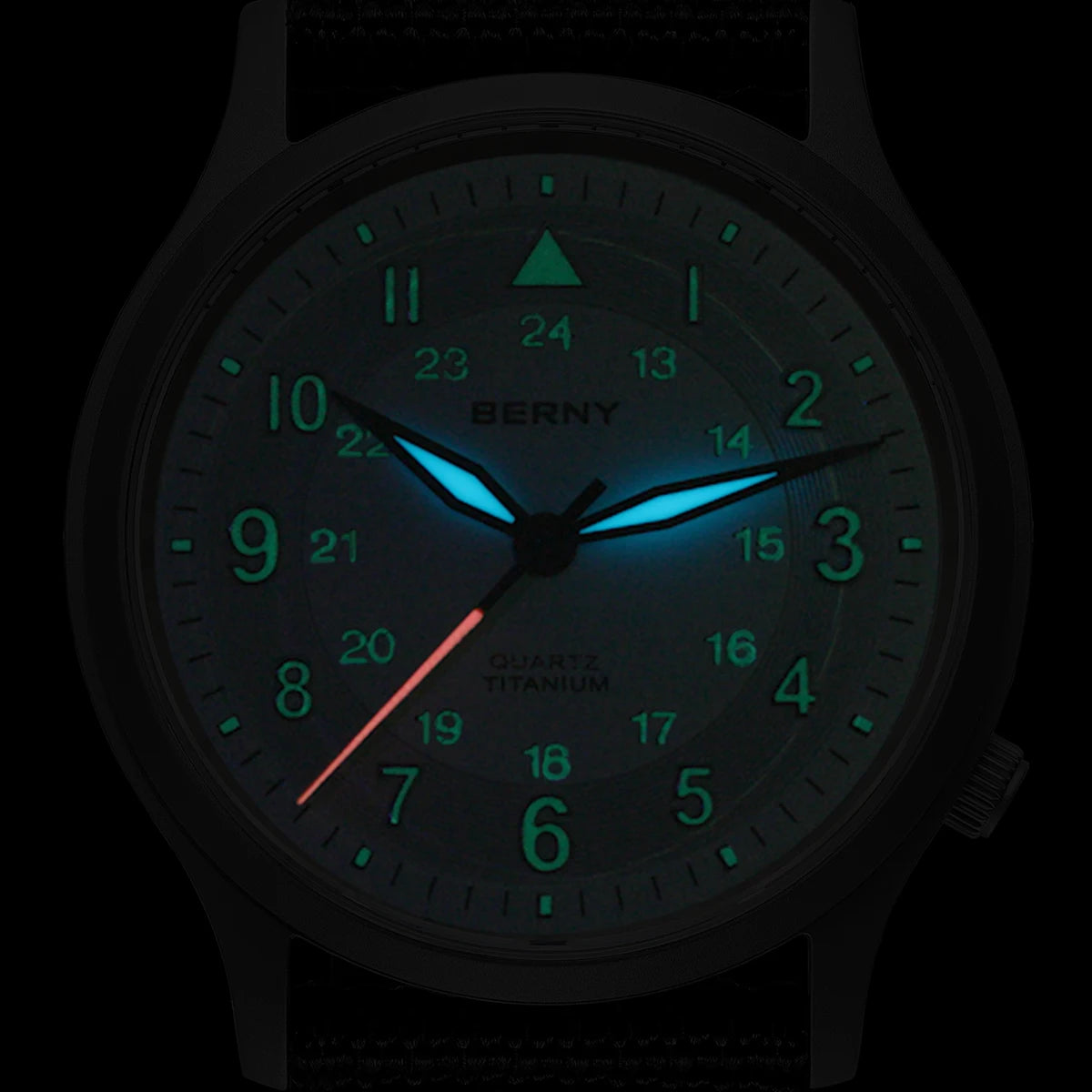 BERNY Titanium Watches for Men Classic Mens Field Pilot Watch Easy Read Outdoor Quartz Wristwatch Super Luminous Sapphire 5ATM