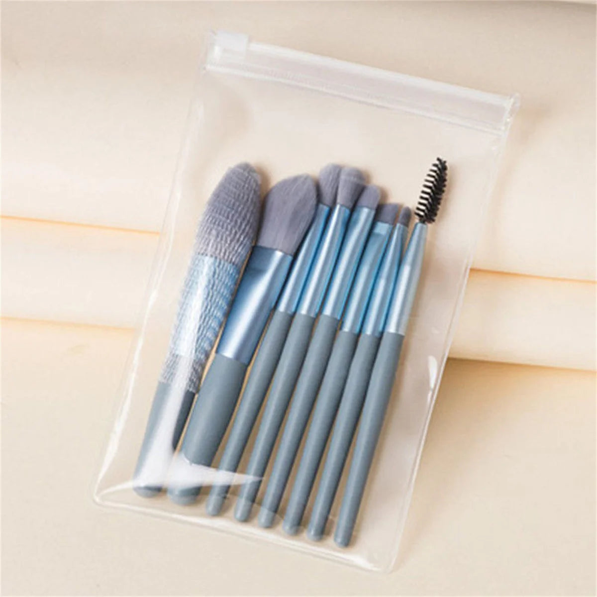 8Pcs Soft Fluffy Makeup Brushes Set for cosmetics Foundation Blush Powder Eyeshadow Kabuki Blending Makeup brush beauty tool RELUX.STORE