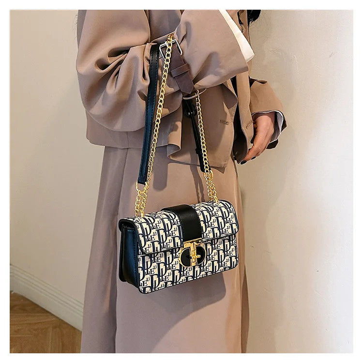 22*13*8cm Fashion Luxury Women Shoulder Bags Designer Crossbody Shoulder Purses Handbag Women Clutch Travel tote Bag RELUX.STORE