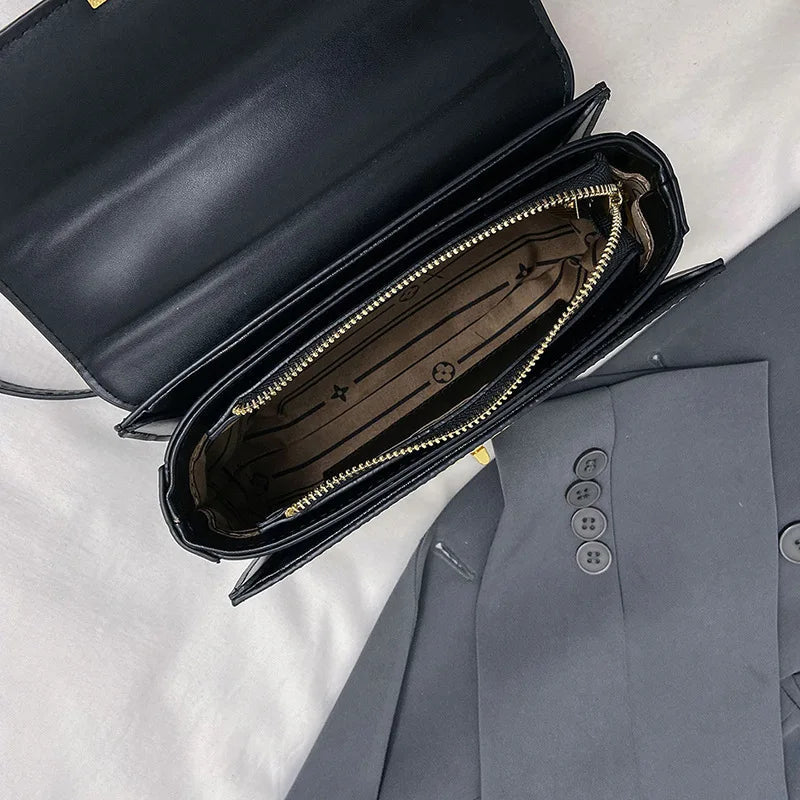 22*13*8cm Fashion Luxury Women Shoulder Bags Designer Crossbody Shoulder Purses Handbag Women Clutch Travel tote Bag RELUX.STORE