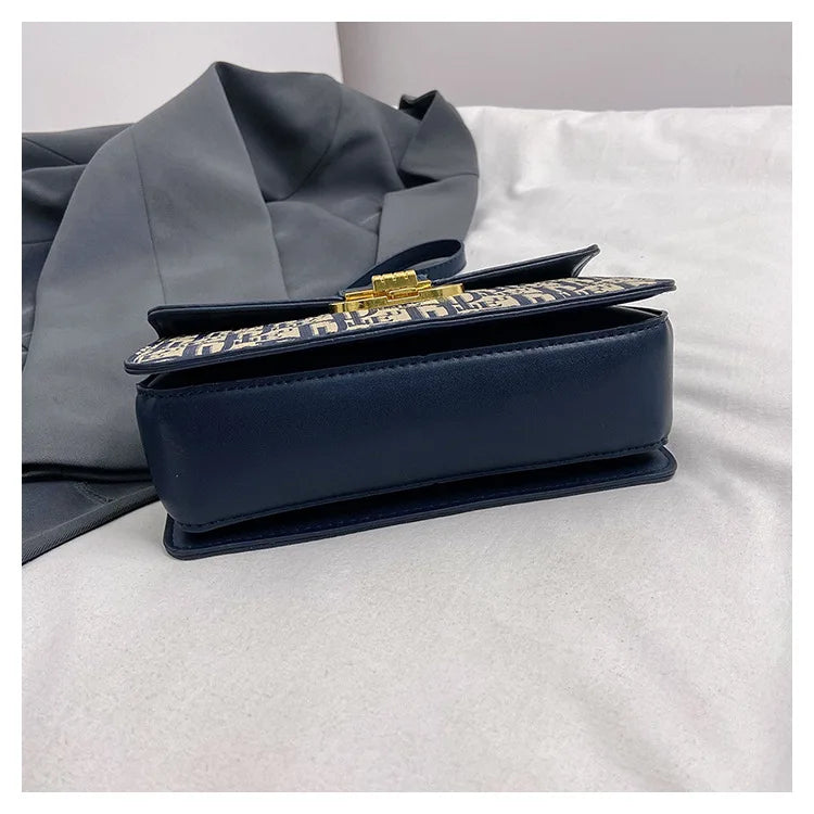 22*13*8cm Fashion Luxury Women Shoulder Bags Designer Crossbody Shoulder Purses Handbag Women Clutch Travel tote Bag RELUX.STORE